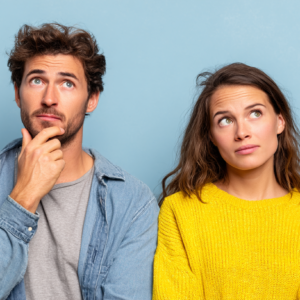 Équipe en formation IA dans une entreprise moderne - Formation intelligence artificielle DESI-GN Avignon